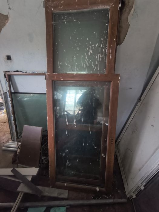 Прозорци и врати