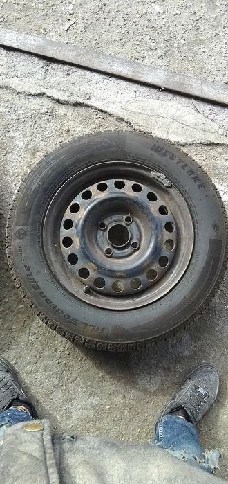 Продавам гуми с джанти