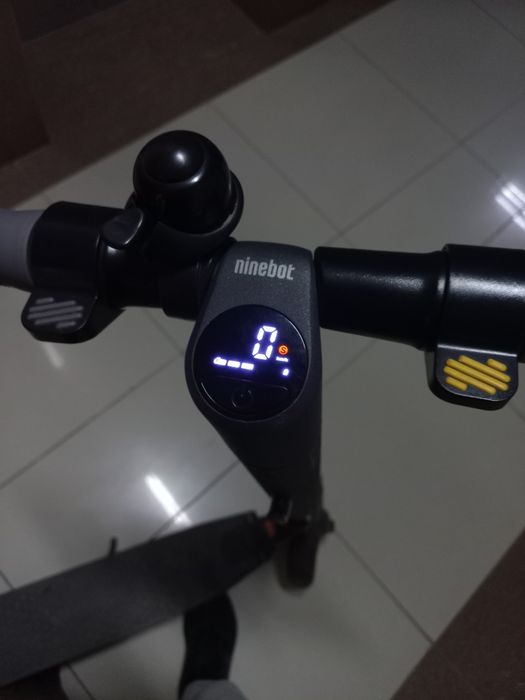 Электросамокат Ninebot e22