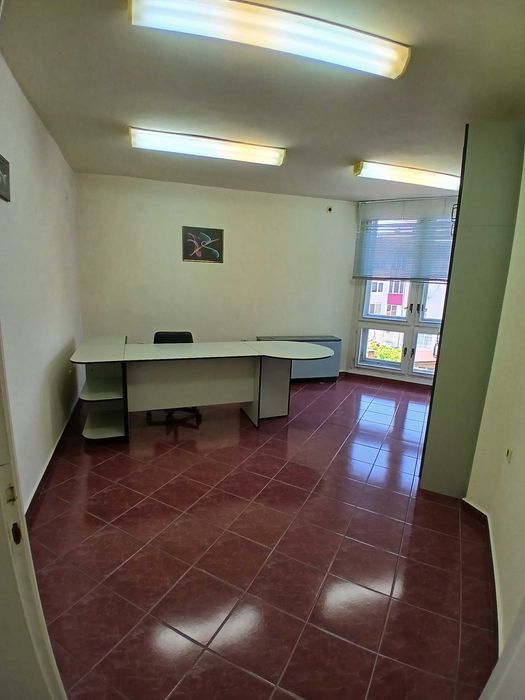 Продава се Офис в Силистра, Център - 62 кв.м за 1049 €/кв.м - Снимка #8