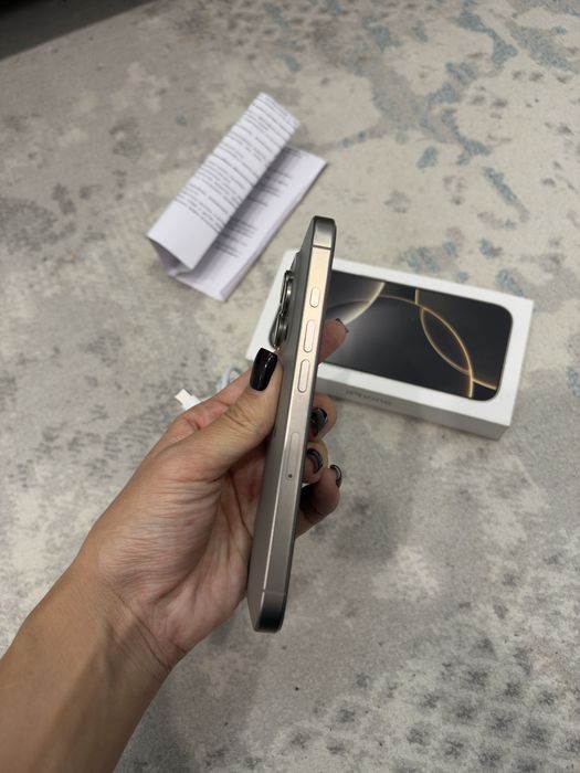 Продам Iphone 16 pro 128гб