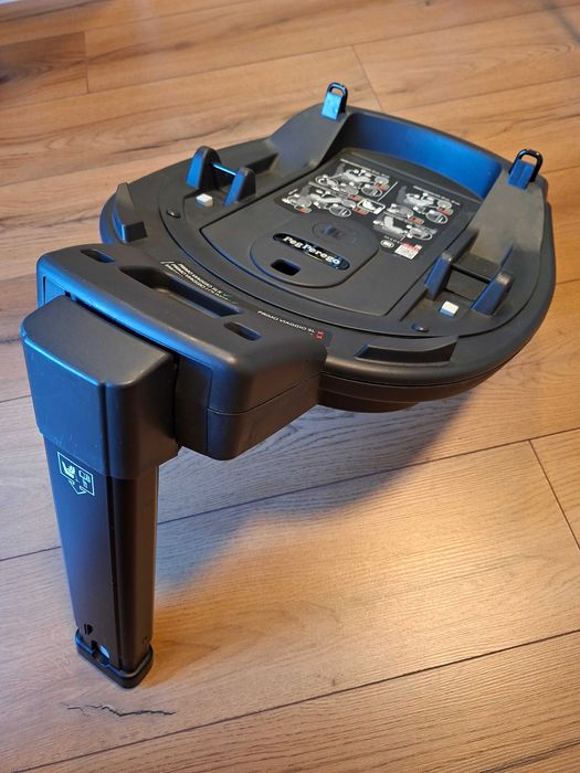 Столче за кола Peg Perego Primo Viaggio Lounge + въртяща база Base Giro