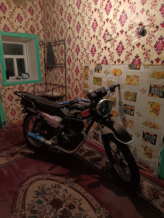 Продаю мотоцикл yaqi 150