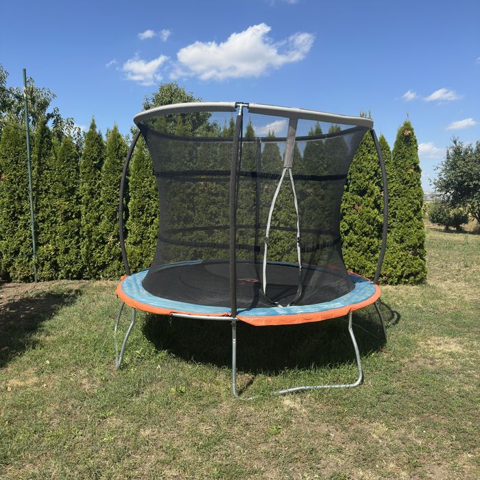 Trambulina ca noua