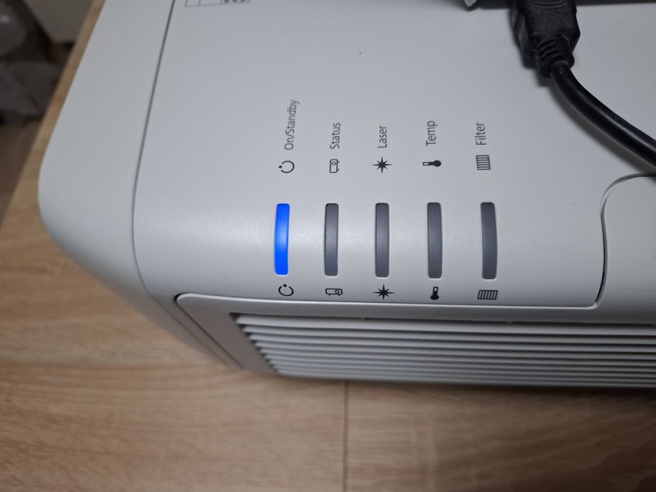 СПЕШНО!!! Epson pro eb-l1300u laser wuxga 3lcd projector with 4k