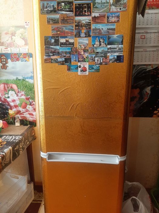 Продам холодильник
