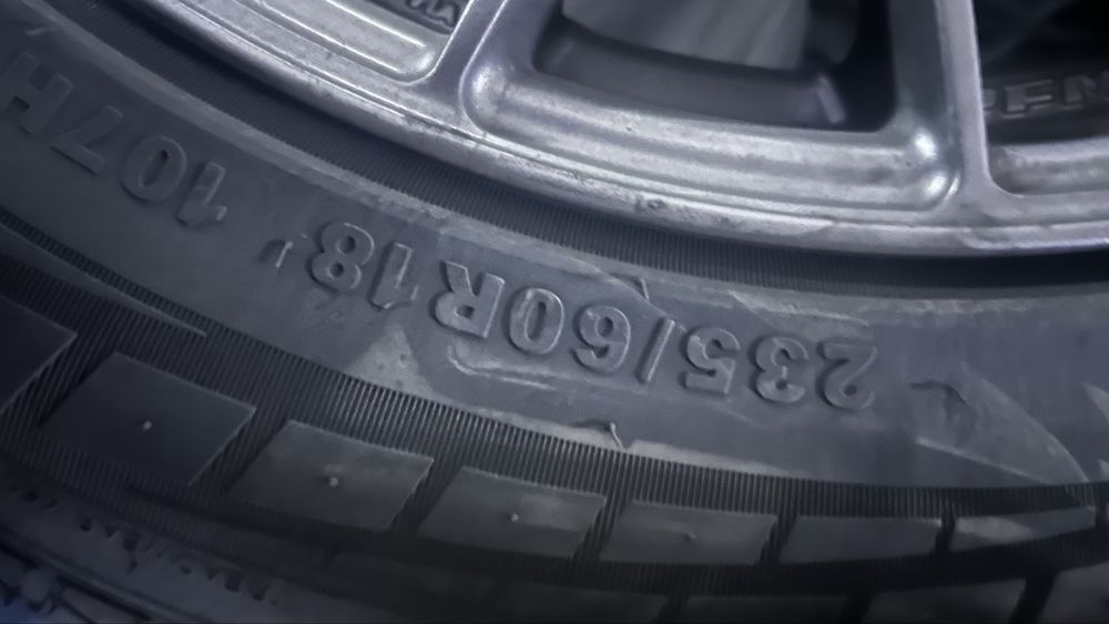 шины 235/60/R18(лето)