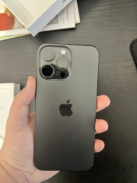 iPhone 15 Pro Max, Black Titanium, 256GB