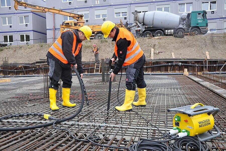 Аренда Вибратор Для Бетона Прокат Вибратор Для Бетона Дастафка есть