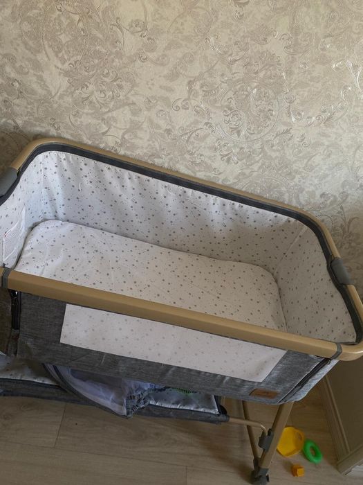 Продаётся Манеж-Кровать