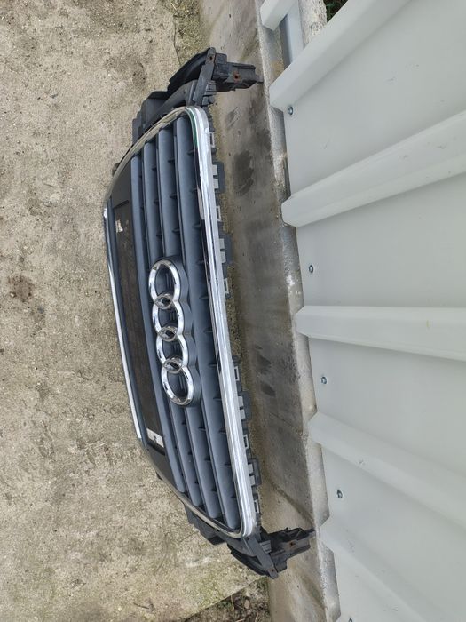 Решетка Audi A5 2010 Sportback