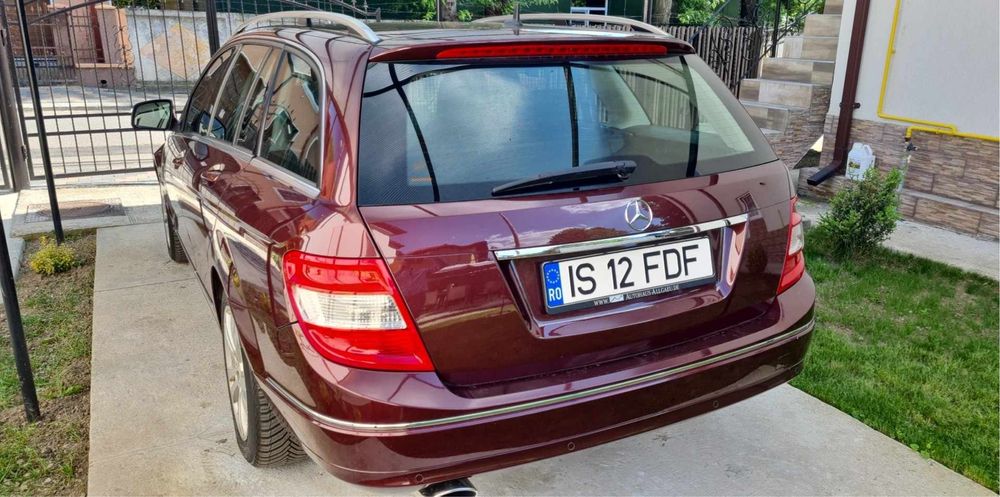 Mercedes C 220 w204 2007  foarte  intretinut,  PENTRU PRETENTIOSI