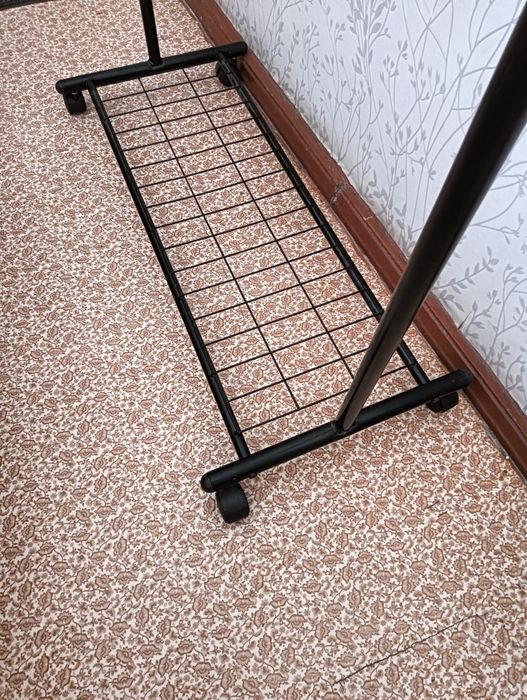 Вешалка напольная