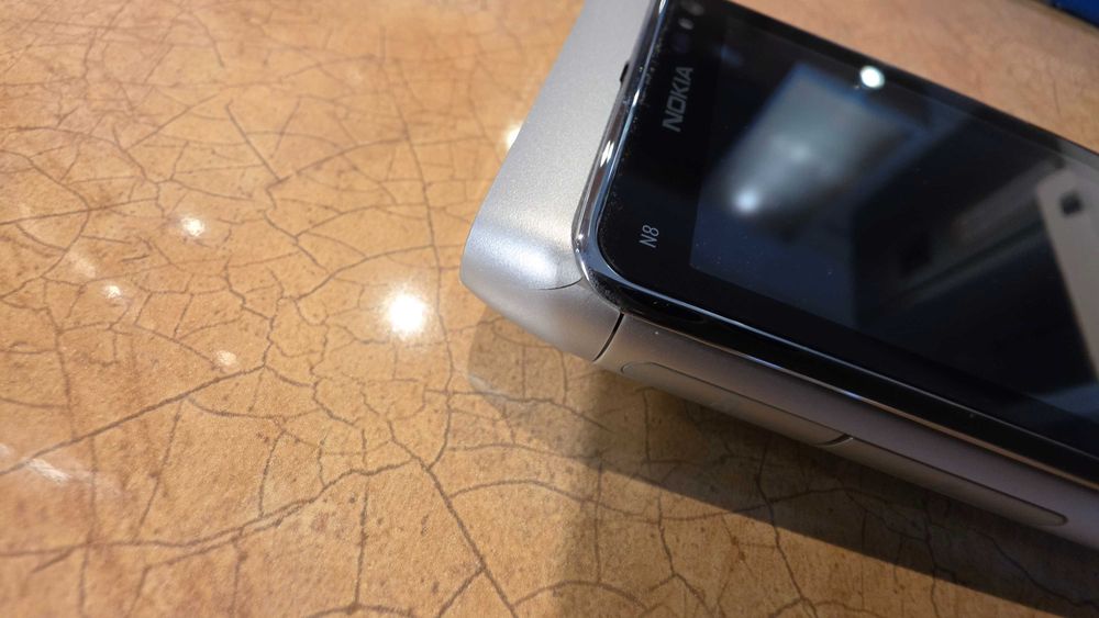 Telefon Nokia N8