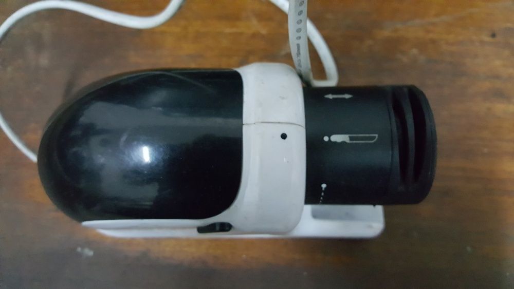 Точилка електрическа професионална за ножове ножици