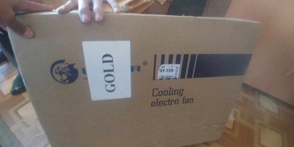 Вентилятор в сборе на логан 1