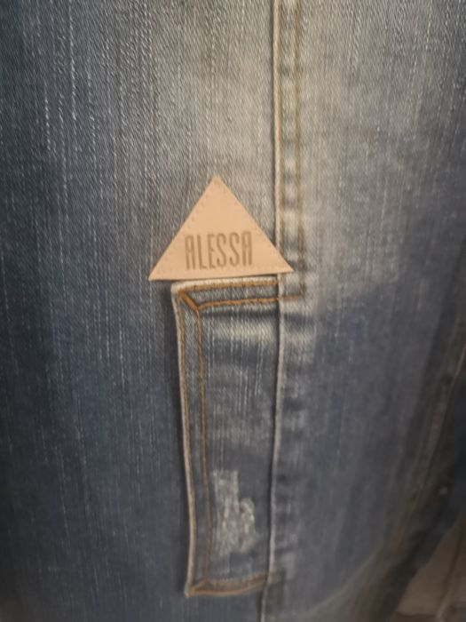 Дънкови дамско яке Alessa