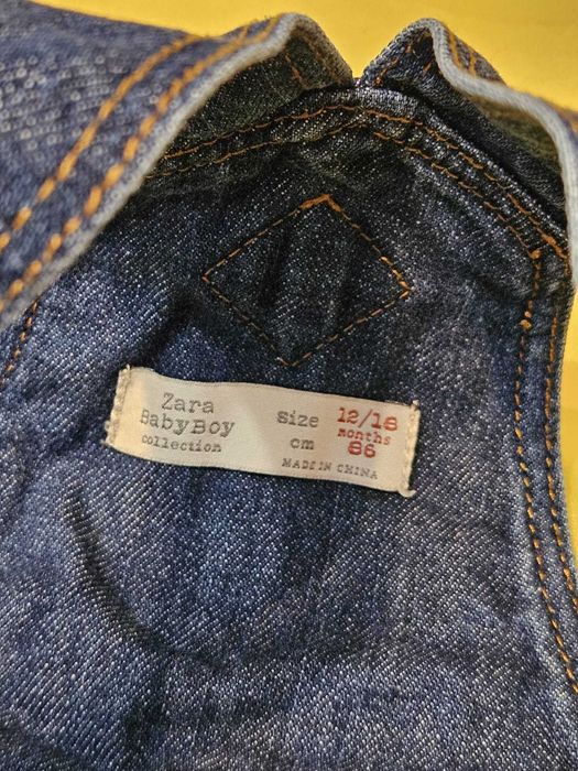 Vând salopetă ZARA, mărimea 86cm(12-18 luni)