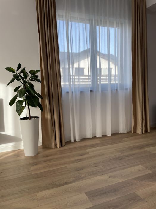 Draperii bej cu rejansa (3,8 m in total)