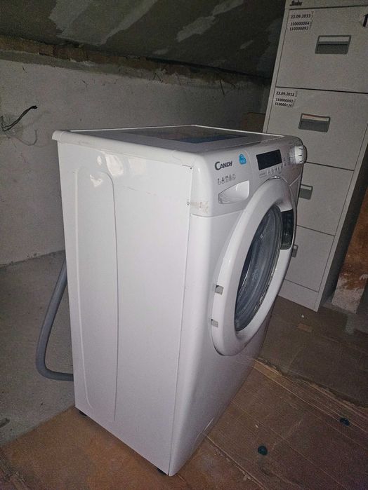 Пералня Candy Smart CS4 1072/1-S, SLIM, 7 кг, 1000 об/мин, Бял