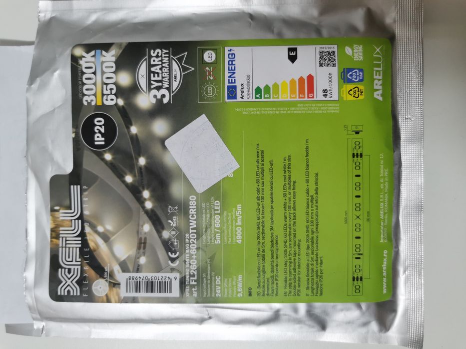 Bandă led cu lumină caldă