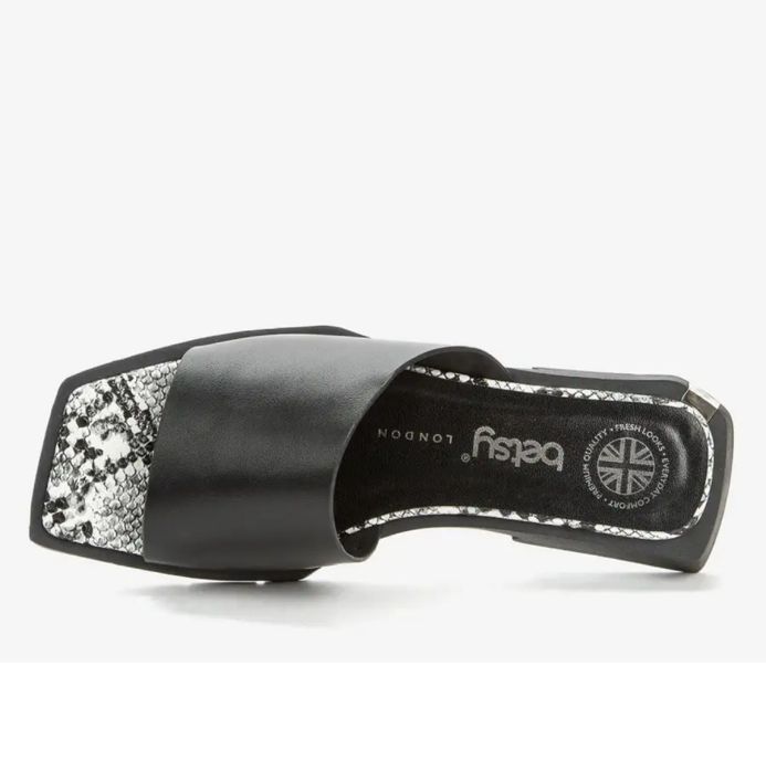 Продам кожаные шлепанцы