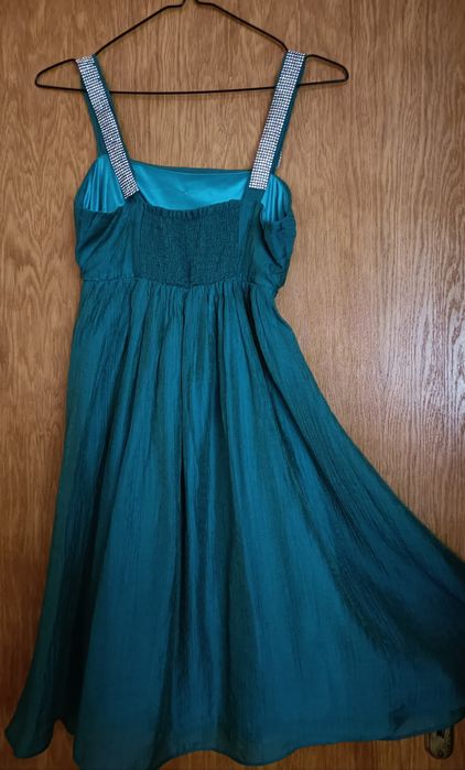 Rochie elegantă verde smarald