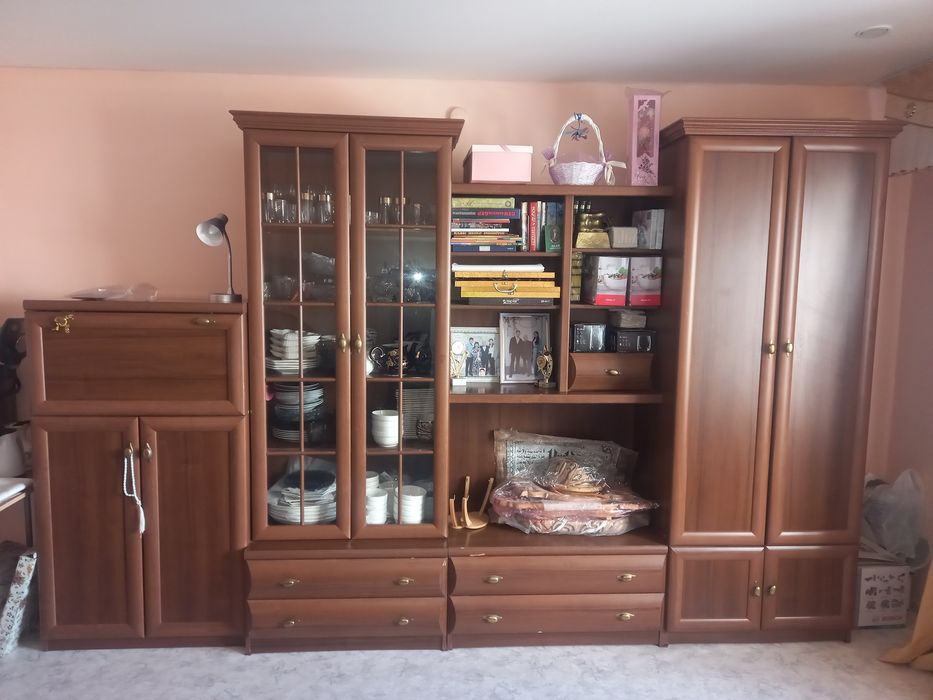 Продам стенку для зала