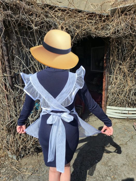 Продаётся школьный фартук