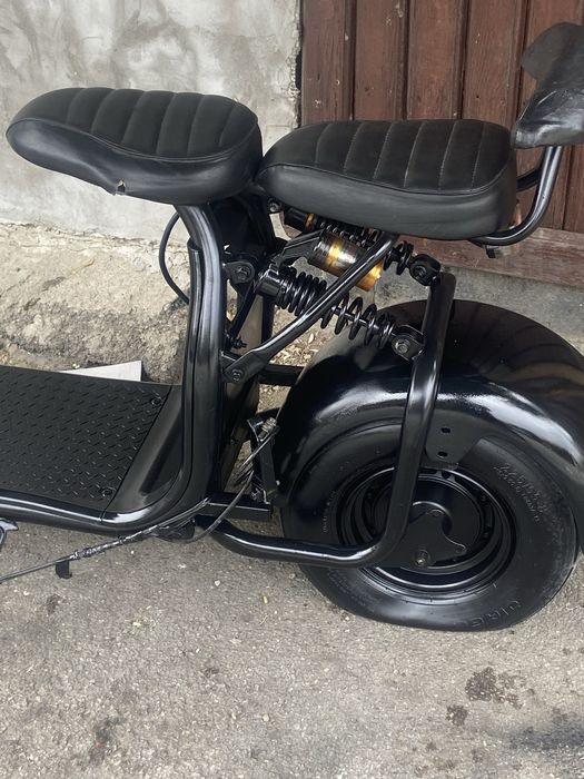 Vand scuter electric fara permis