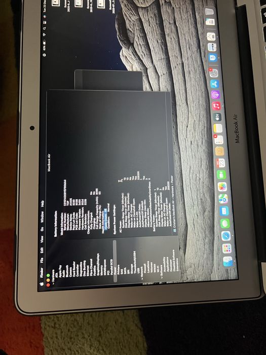 Laptop Apple Macbook Air 2017 impecabil, husa CADOU