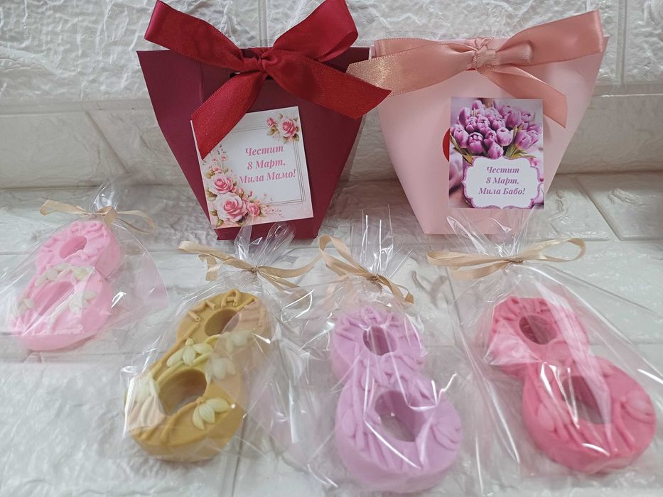 Подаръци за 8 март