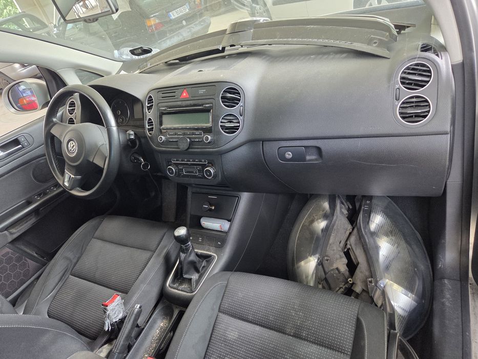 VW GOLF 6 PLUS (На части)