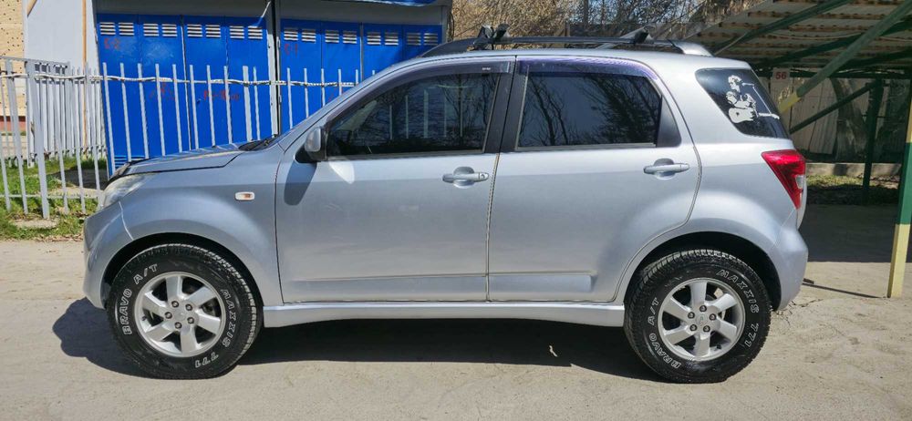Daihatsu Terios 2 (Toyota Rush) 2007 г. 4х4