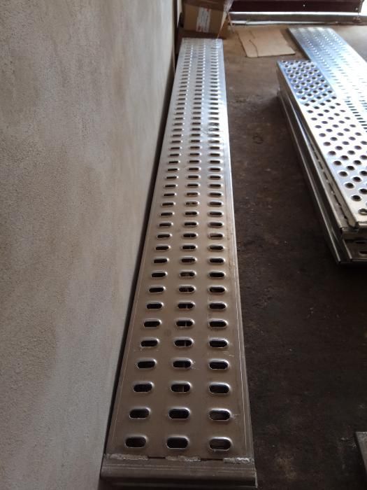 Rampe incarcare platforme auto NOI!!!