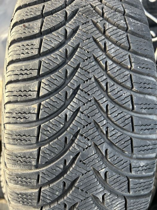 4 зимни гуми michelin 215 60 17