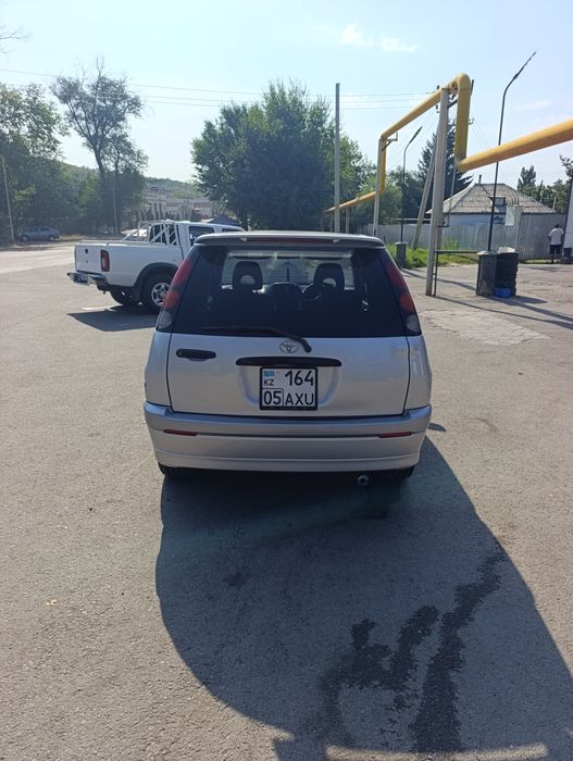 Продам Toyota Raum 1998