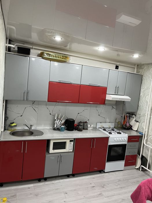 Кухонный гарнитур б/у