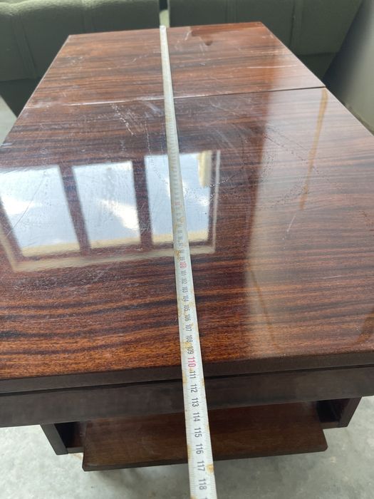 Сгъваема дървена маса