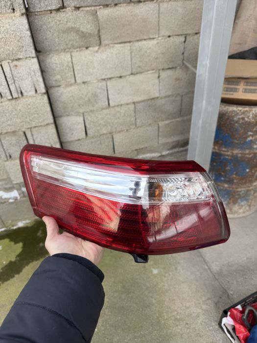 фара камри задняя