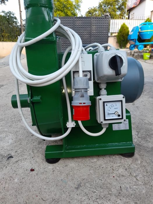 Смесител за фураж