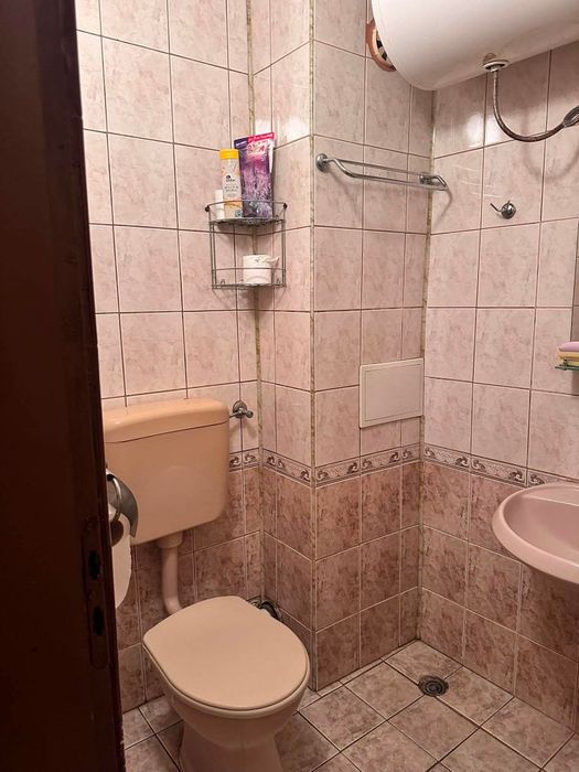 Продавам апартамент