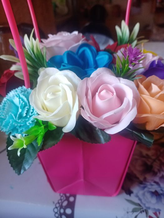 Букеты из мыльных роз