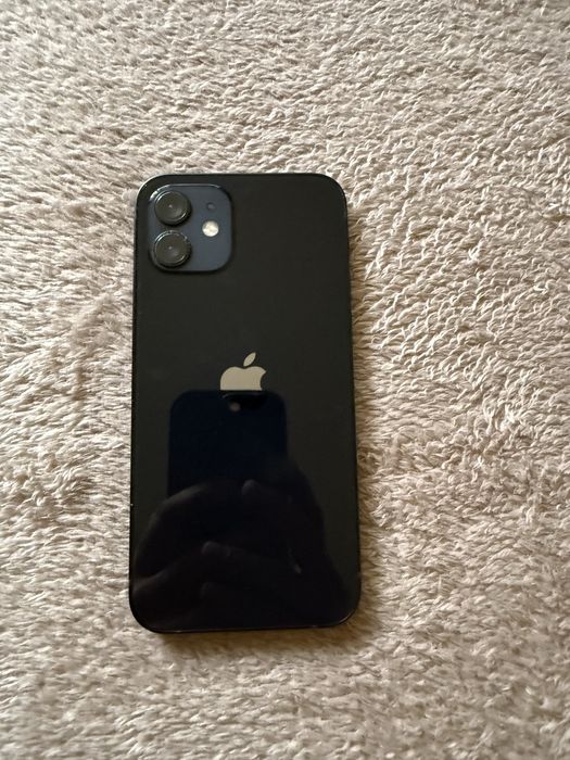 Iphone 12 negru