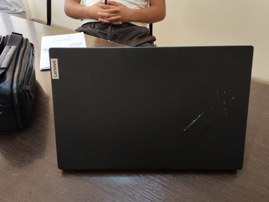 Lenovo Core i5-1235U / 8GB RAM / 256GB SSD / Windows 11 Pro

Sarlavha: