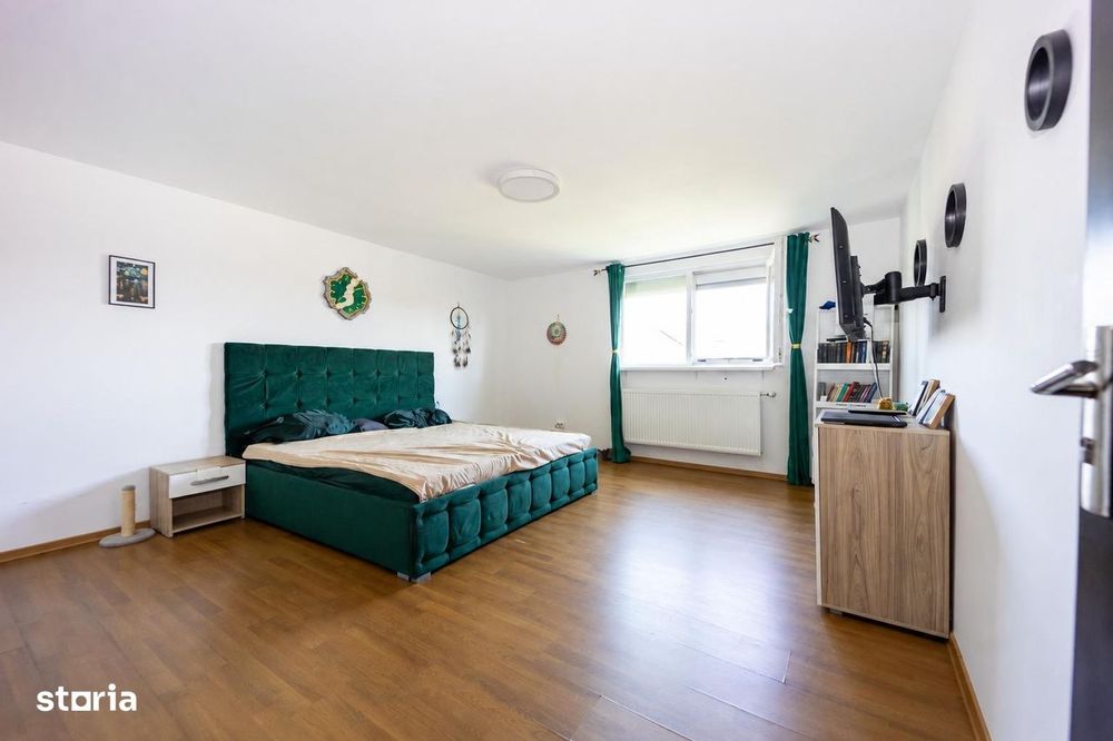 Vila duplex 5 camere  2 bai S =  145 mp + teren 360 mp Lunca Cetatuii