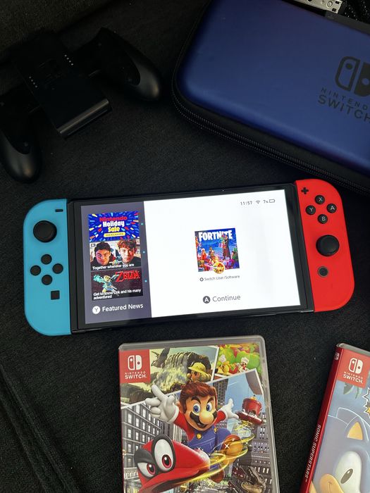 nintendo switc oled cu 5 jocuri
