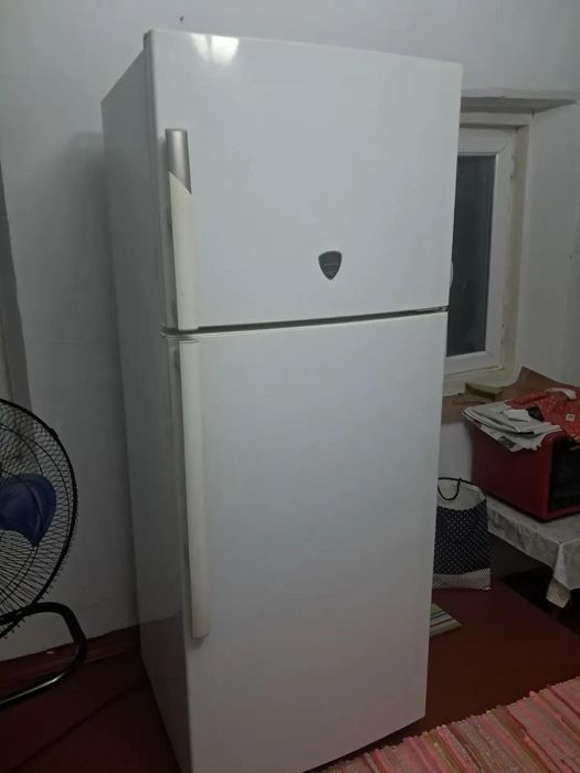 Холодильник б/у рабочие