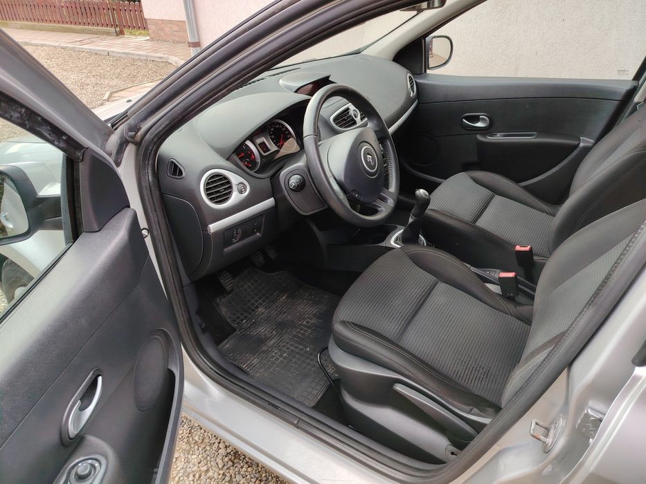 Renault Clio 1.2benzina Euro5 an 2012 Climatronic Tempomat