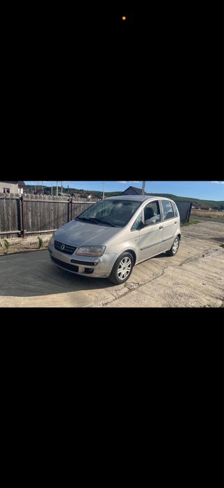Vand fiat ideia 12 benzina